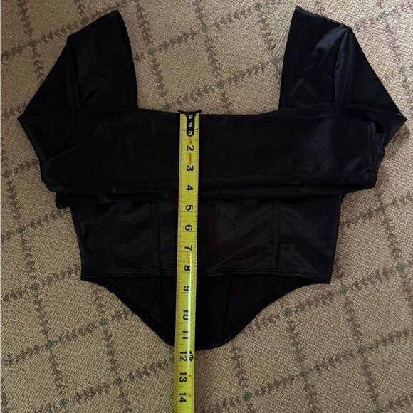 Divided H&M black satin long sleeve square neck crop top high low hem NWOT S - Picture 7 of 9